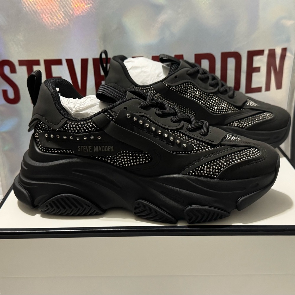 NEW! Possession Steve Madden Black Sneakers size 7